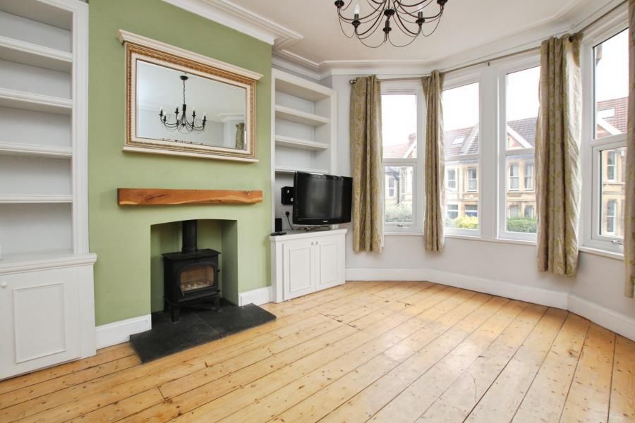 Property photo 2 of 22