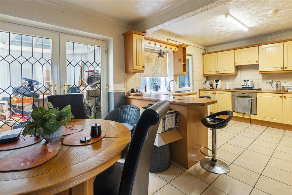 Property photo 3 of 18 Img_9273.Jpg