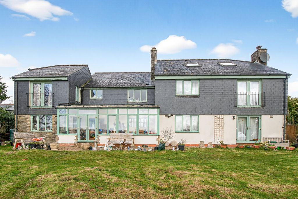 Additional image 20 of 8 bed detached house for salePenhale Lane, Liskeard PL14