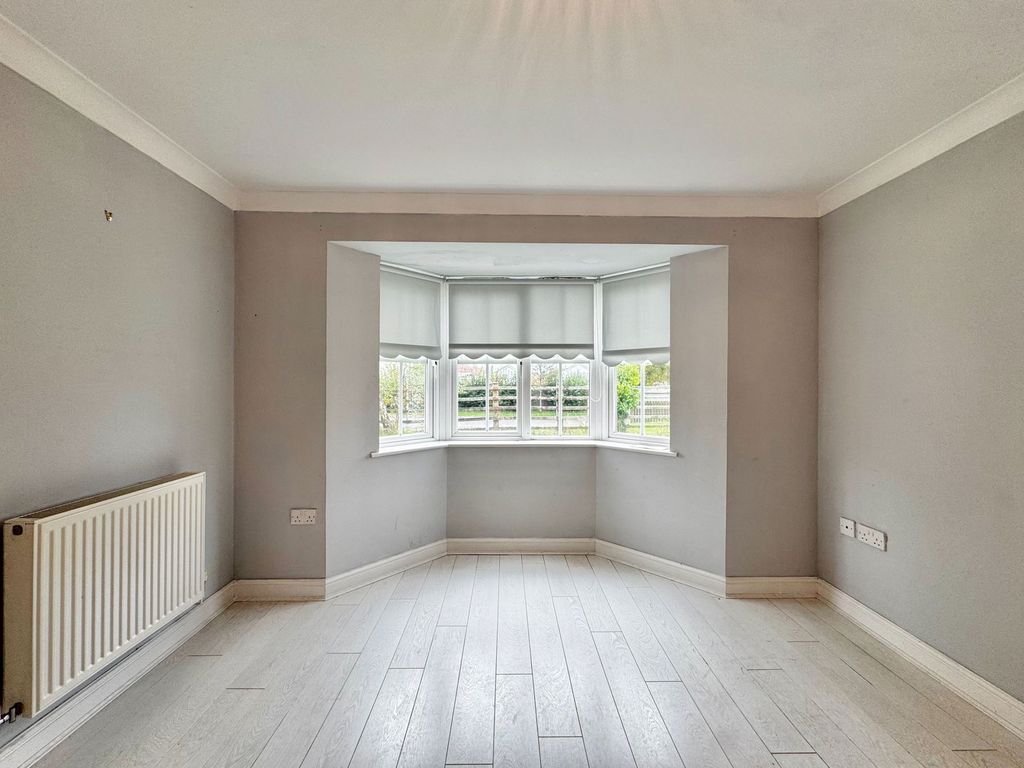 Property photo 3 of 29