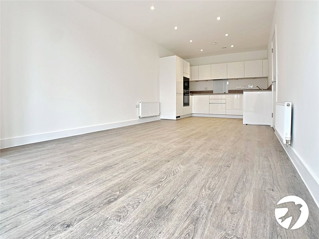 Property photo 2 of 9 Picture No. 04