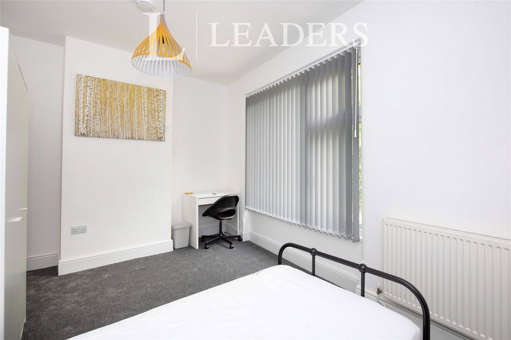 Property photo 3 of 7 Picture No. 04