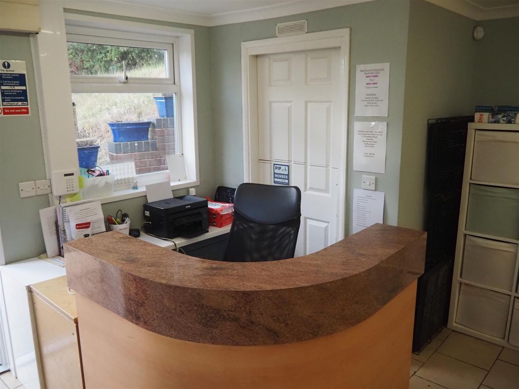 Property photo 3 of 17 Photo 2