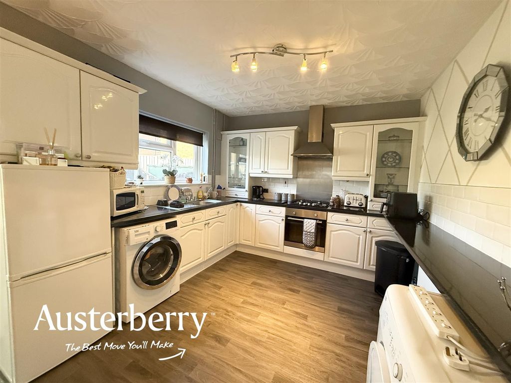 Property photo 3 of 12 Img_6498.Jpg