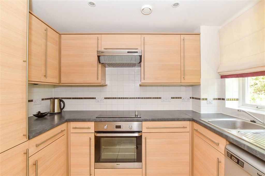 Property photo 2 of 13 Kitchen
