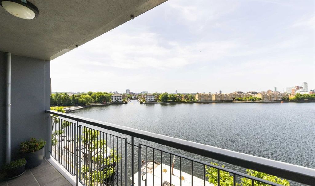 Property photo 2 of 2