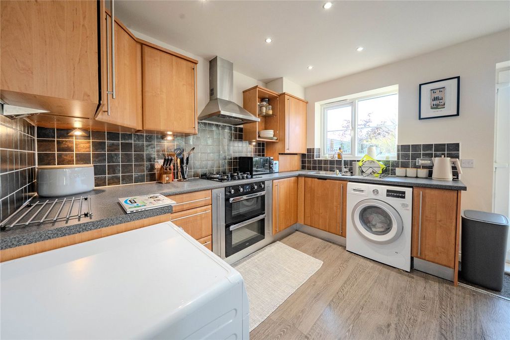 Property photo 3 of 20 Picture No. 03