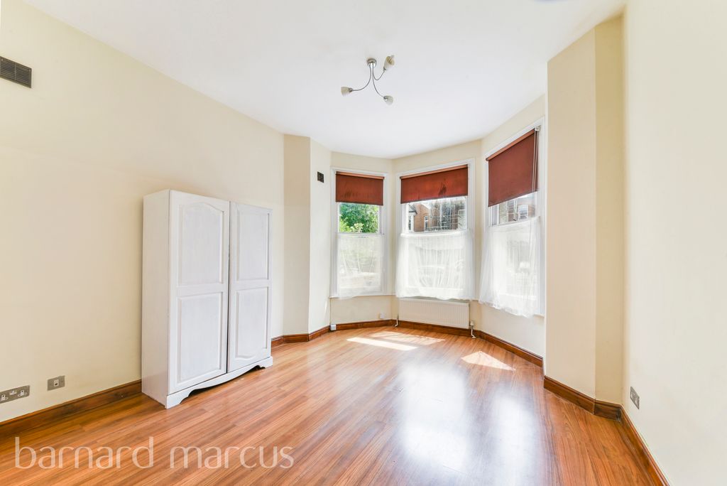 Property photo 1 of 9 Image