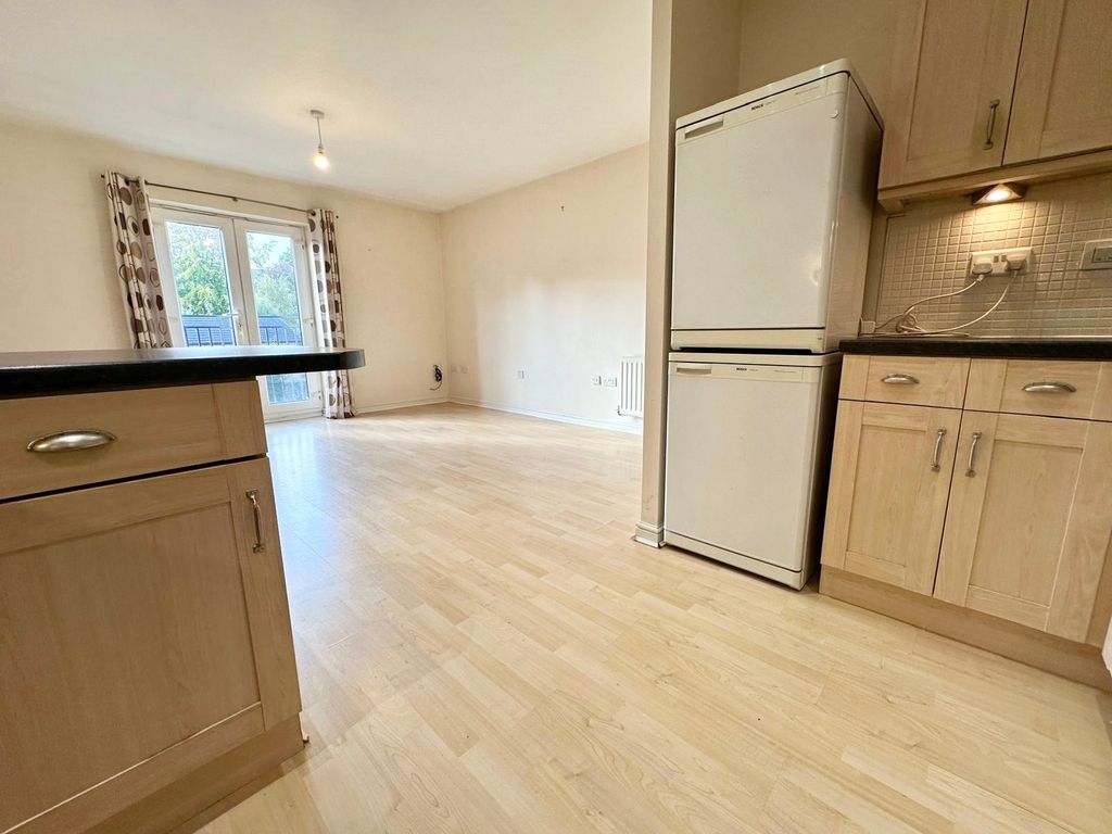 Property photo 3 of 19