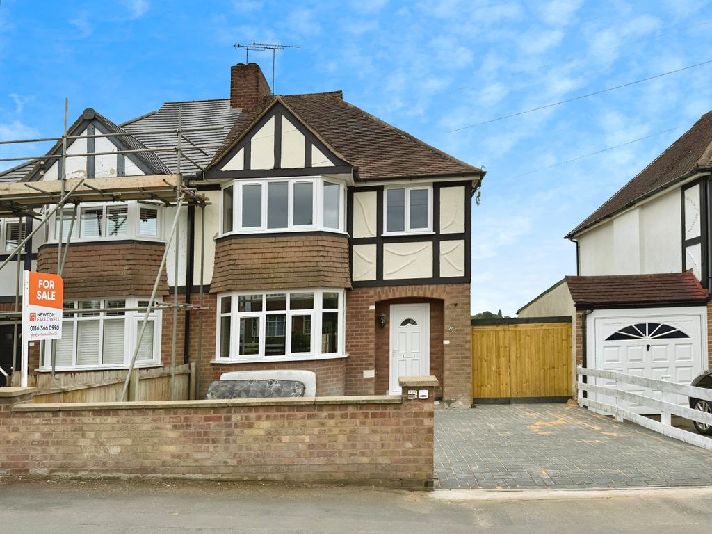 Property photo 1 of 24