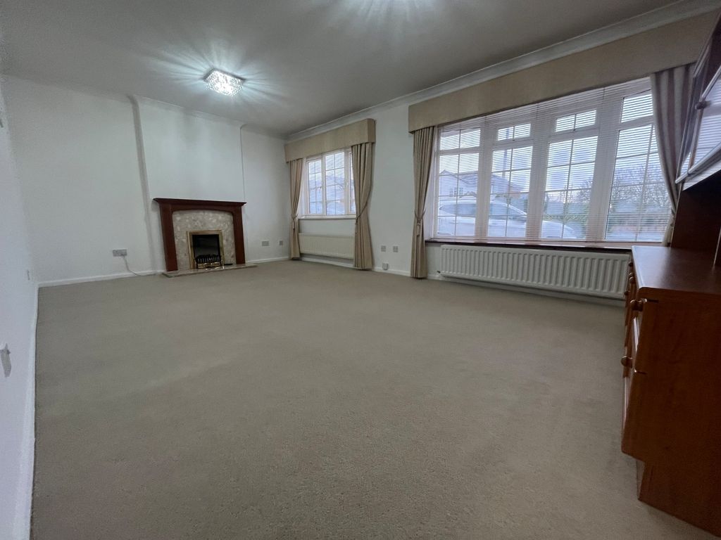 Property photo 2 of 22 Picture No. 60