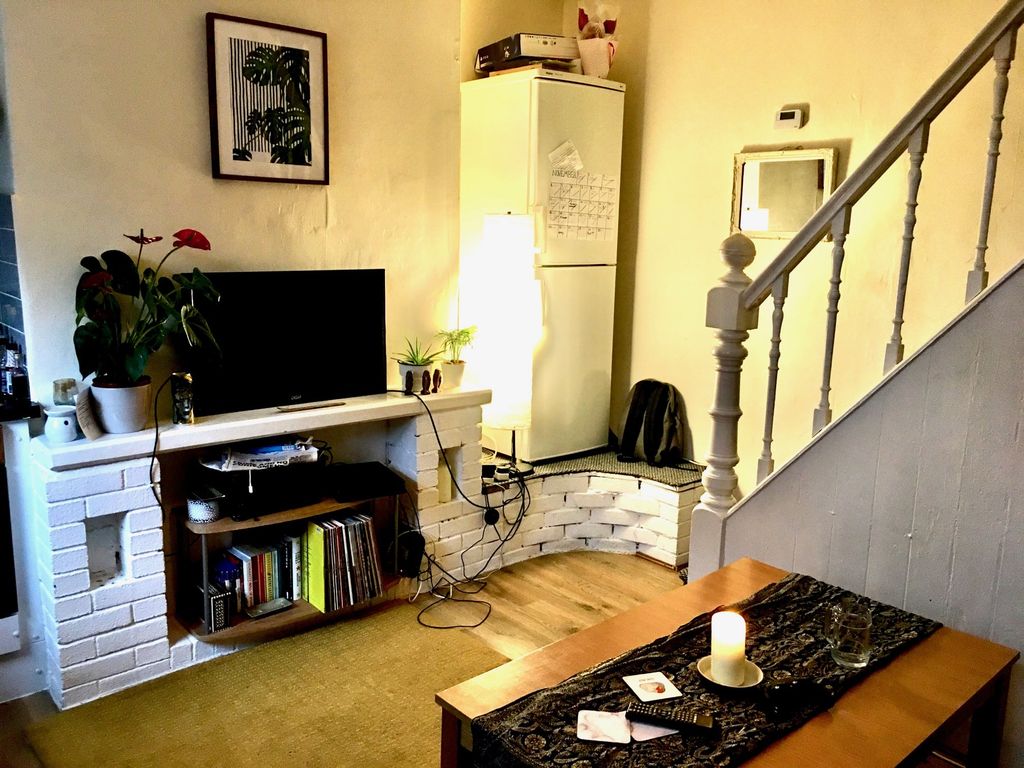 Property photo 2 of 7