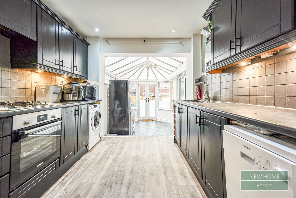 Property photo 2 of 19 Photo 13