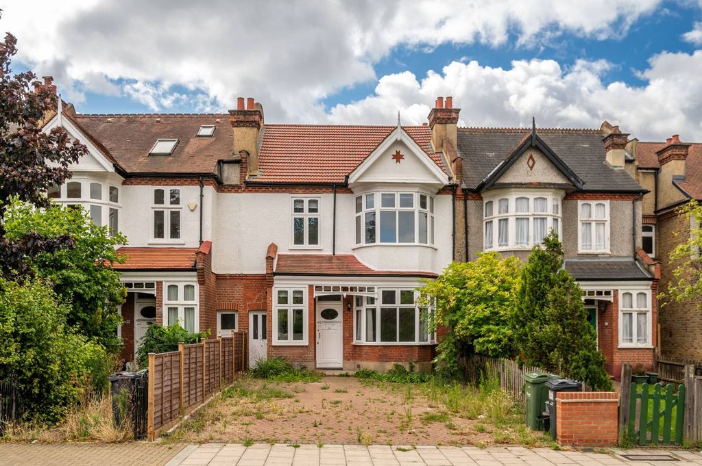 Property photo 1 of 13