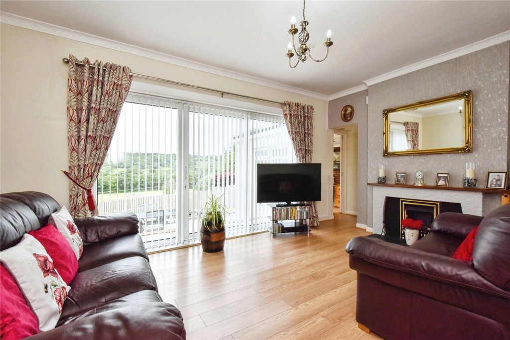 Property photo 3 of 17 Picture No. 04