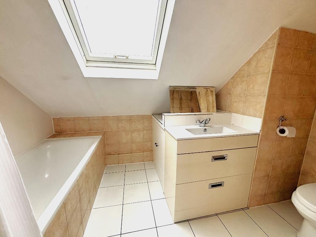 Property photo 3 of 9 Photo 3