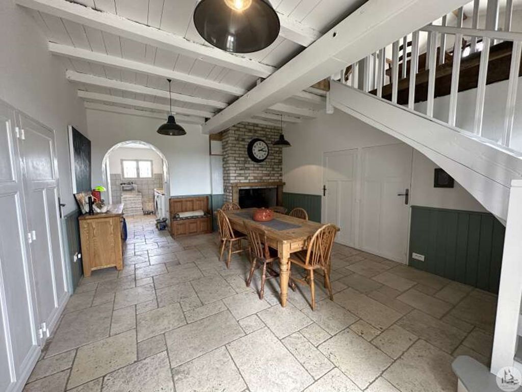 Property photo 3 of 25