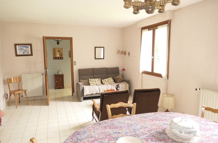 Property photo 3 of 9