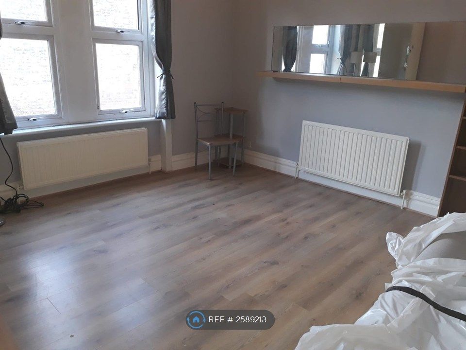 Property photo 1 of 4