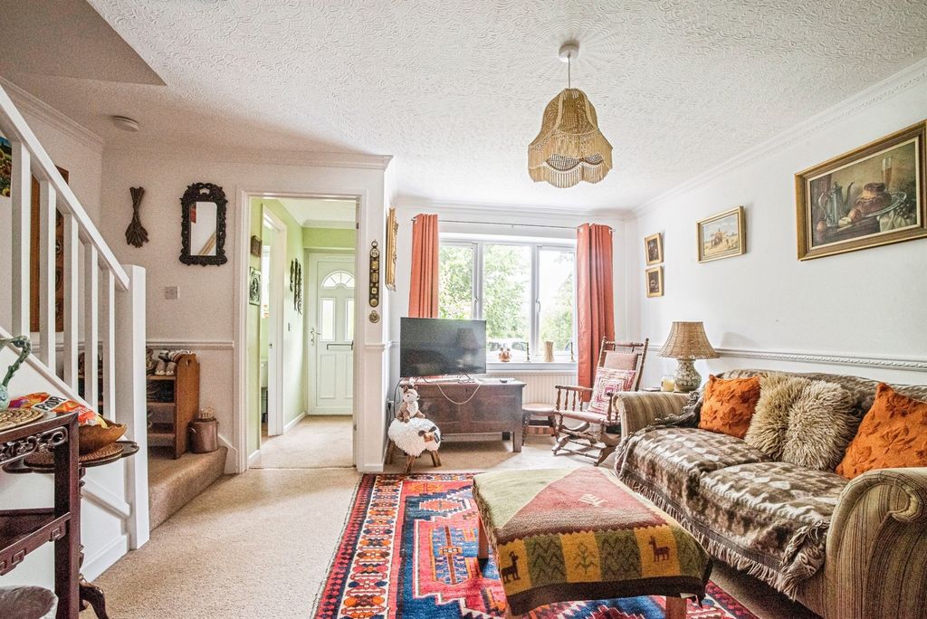 Property photo 2 of 13