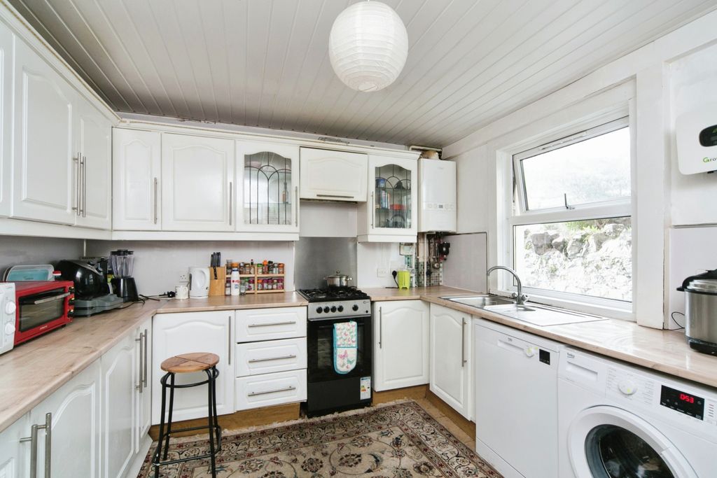 Property photo 3 of 17 Photography