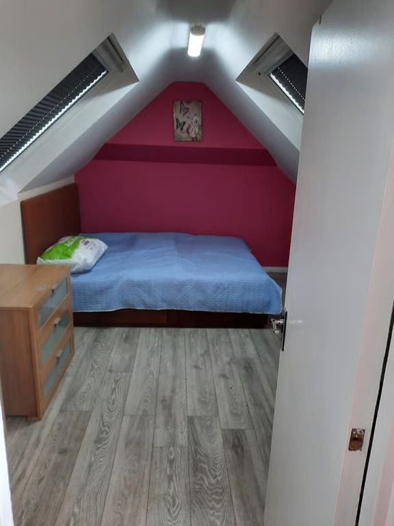 Property photo 1 of 3