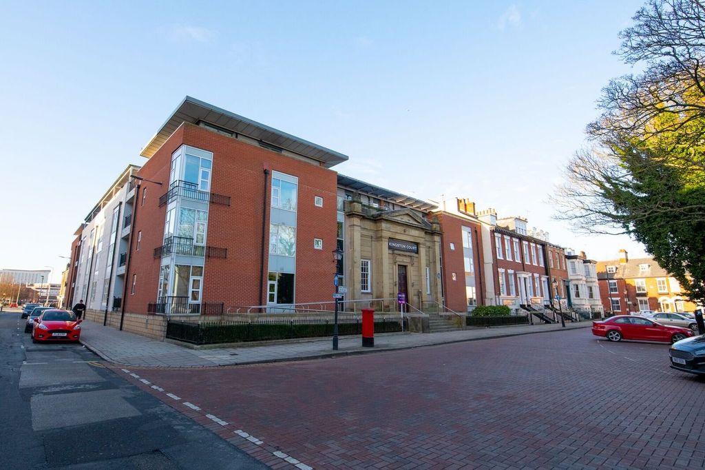 Property photo 1 of 6 External