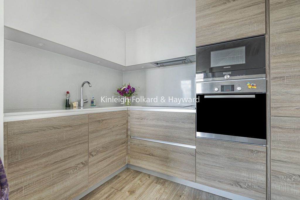 Property photo 2 of 6 Picture No. 04