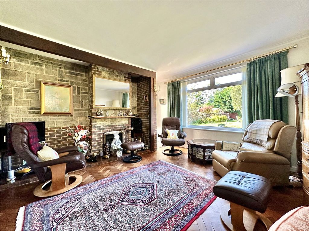 Property photo 2 of 18 Picture No. 43