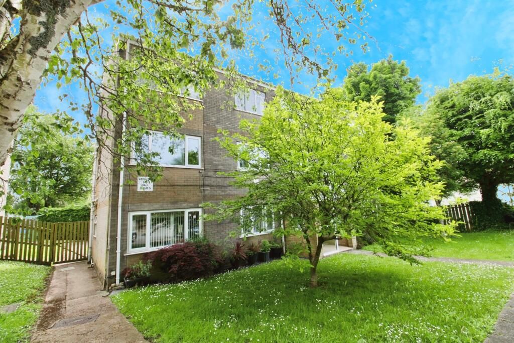Property photo 1 of 2