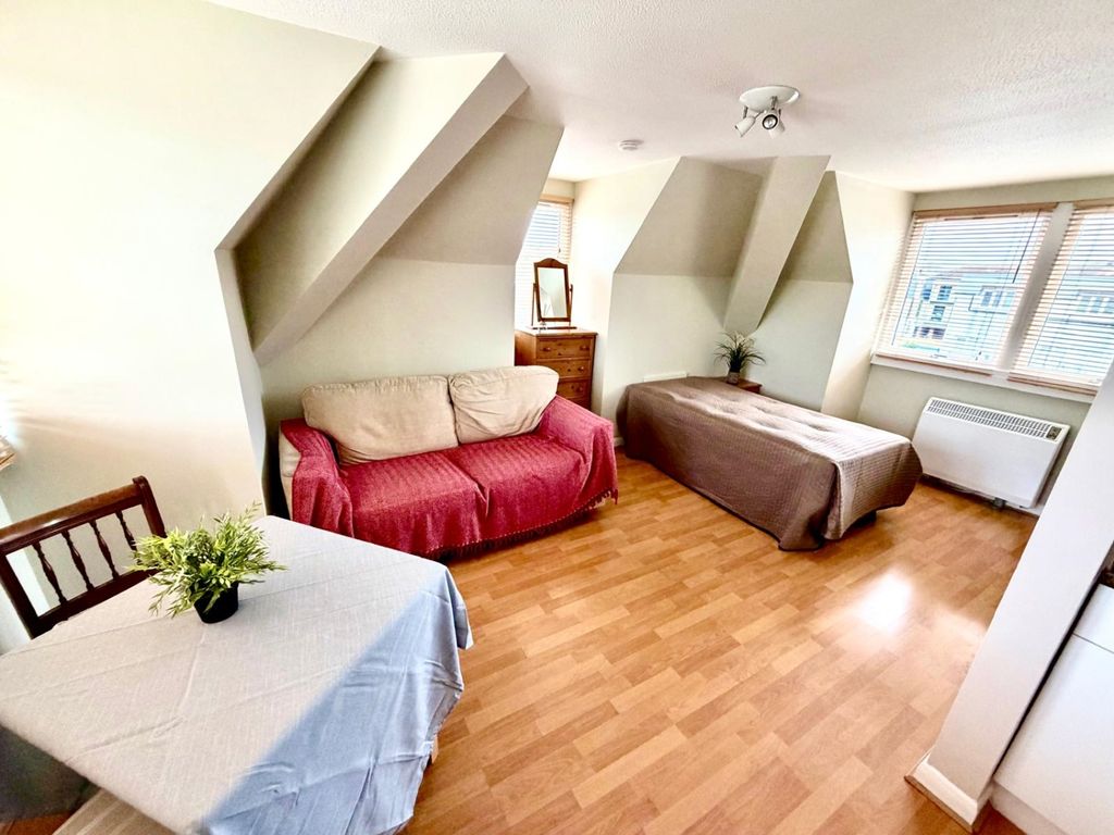 Property photo 2 of 5 Living Area