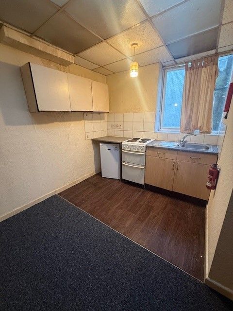 Property photo 1 of 3