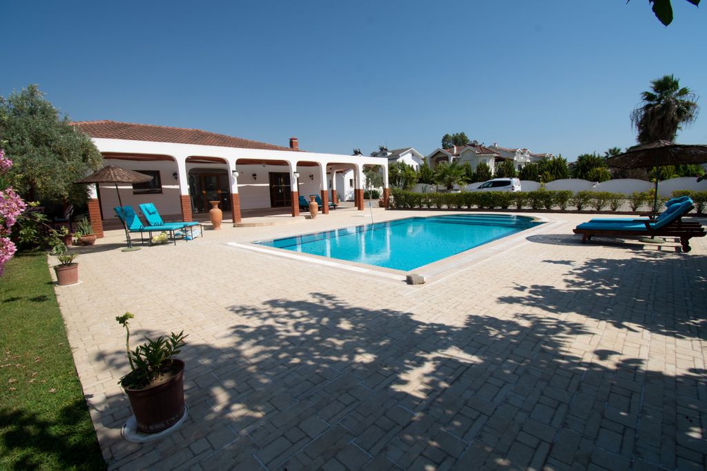 Property photo 2 of 26 A Gorgeous Bespoke Calis Bungalow For Sale - Huge Sun Terraces Encompassing The Private Pool