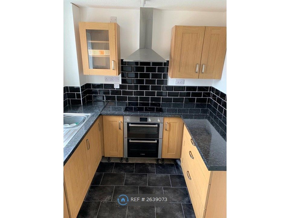 Property photo 2 of 7 Kitchen (Not Quite Finished)