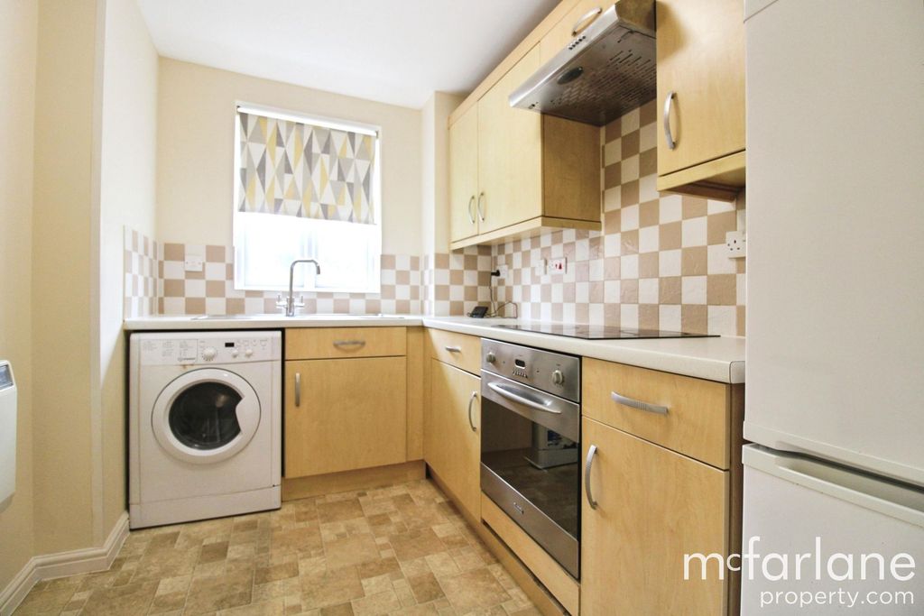 Property photo 3 of 9