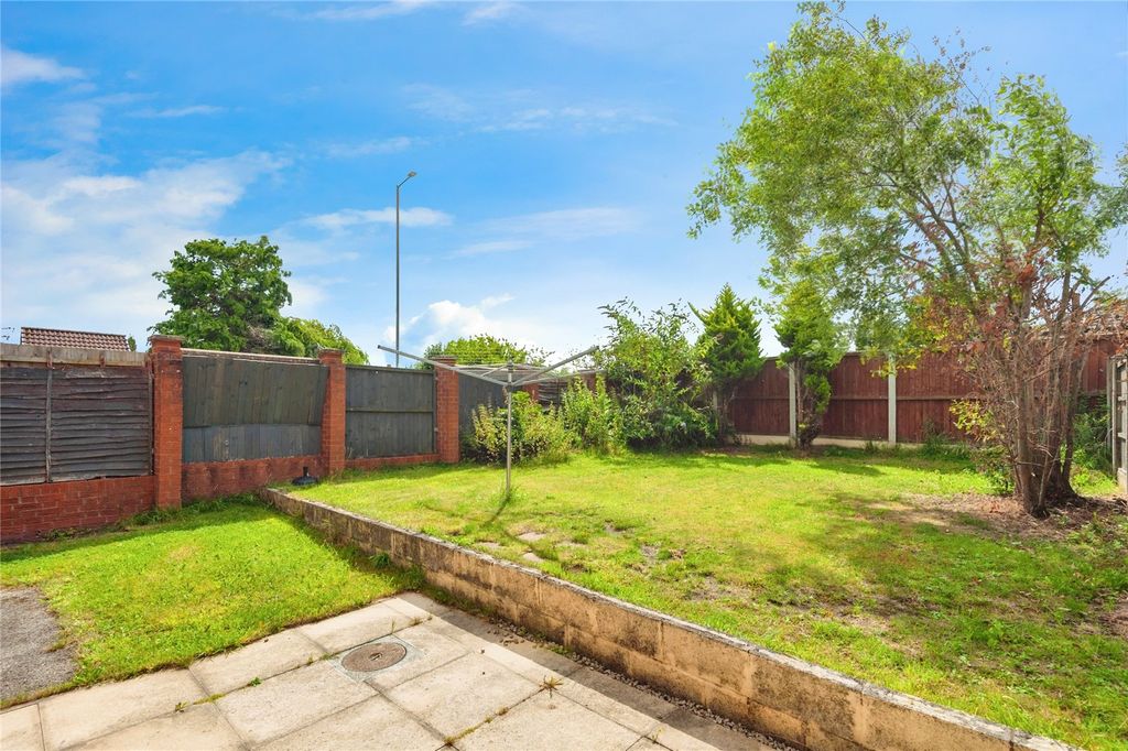 Property photo 2 of 15 Picture No. 02