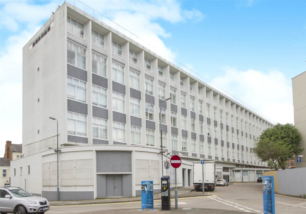 Property photo 2 of 7 Picture No. 05