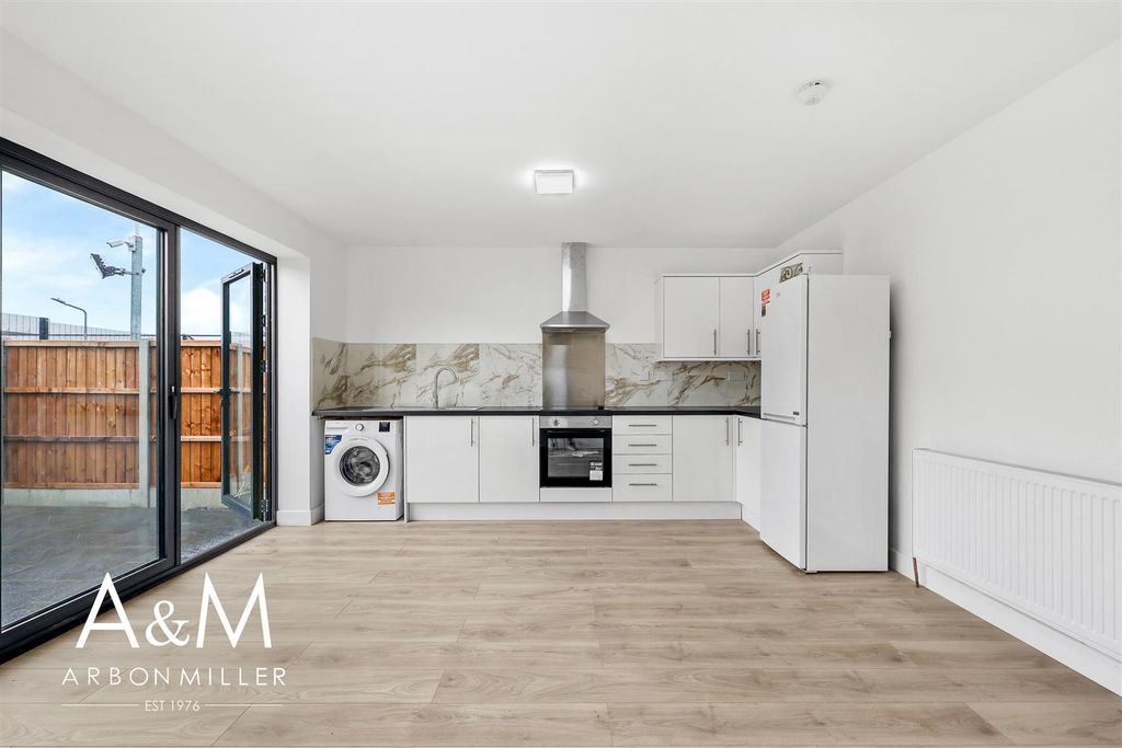 Property photo 1 of 18 4D4A1518.Jpg