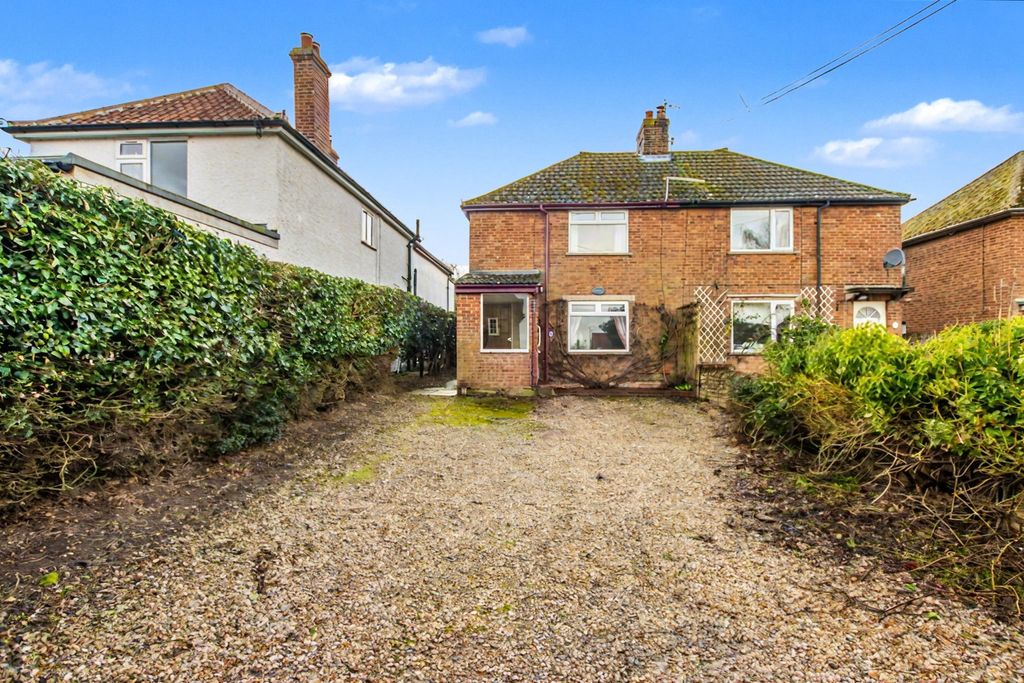 Property photo 1 of 20 4928830