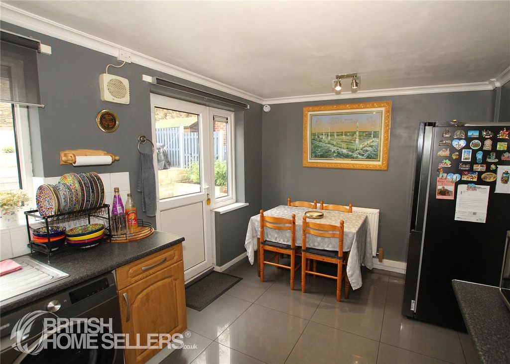 Property photo 3 of 14 Picture No. 05