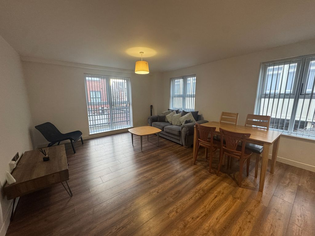 Property photo 1 of 10 Front