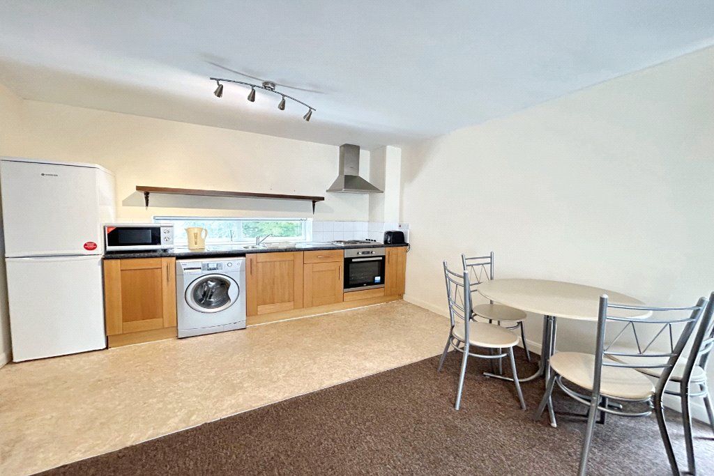 Property photo 3 of 7 Picture No. 06