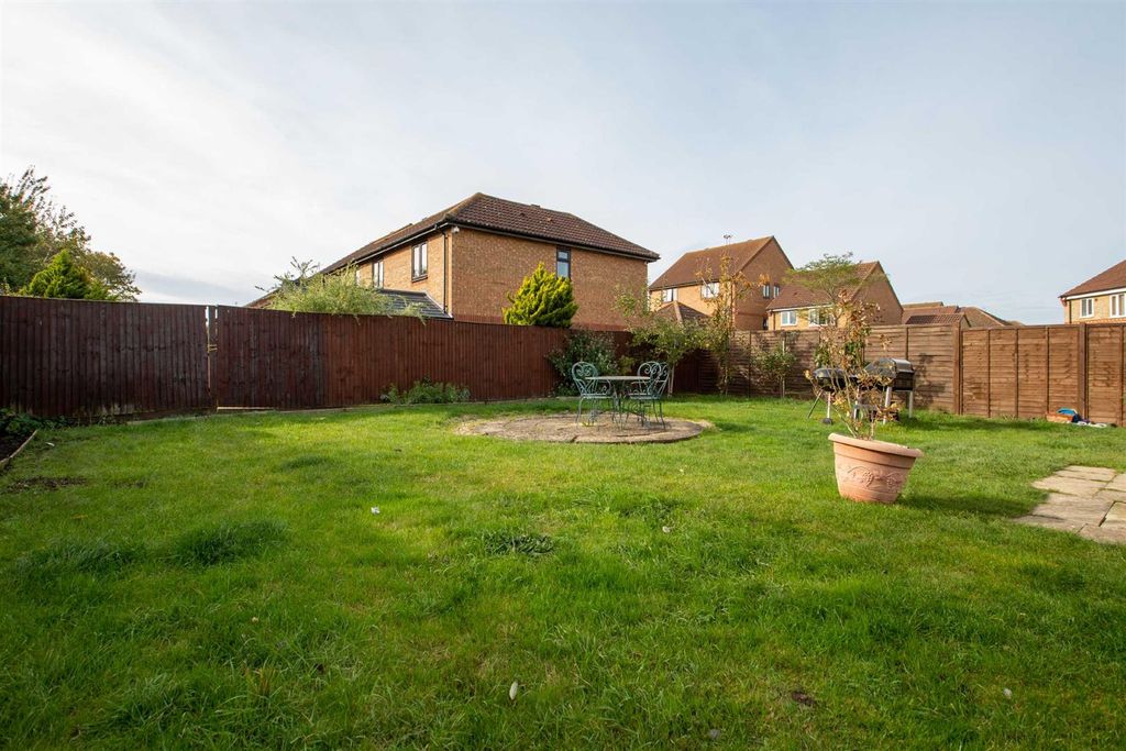 Property photo 3 of 15