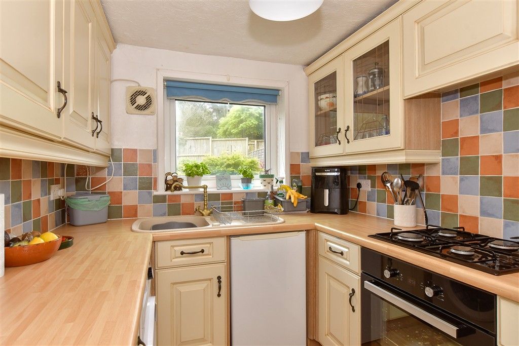 Property photo 2 of 15 Kitchen