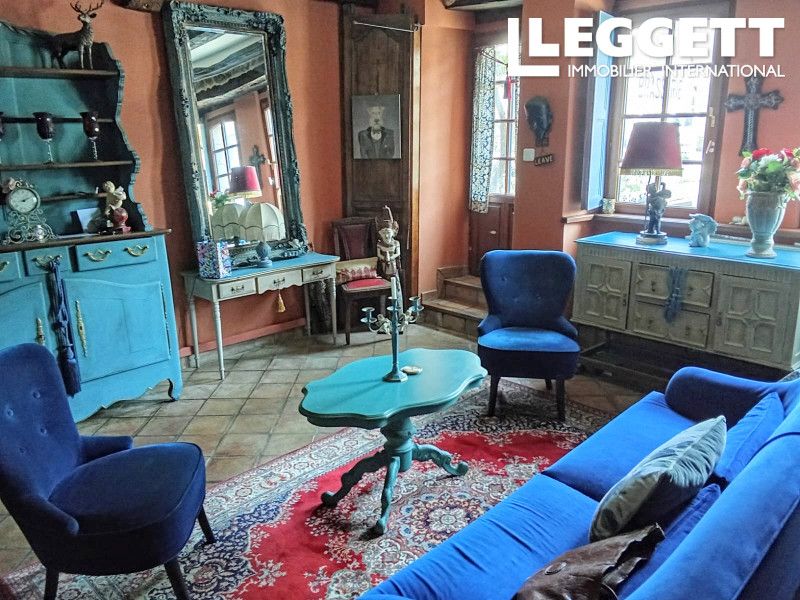 Property photo 2 of 10