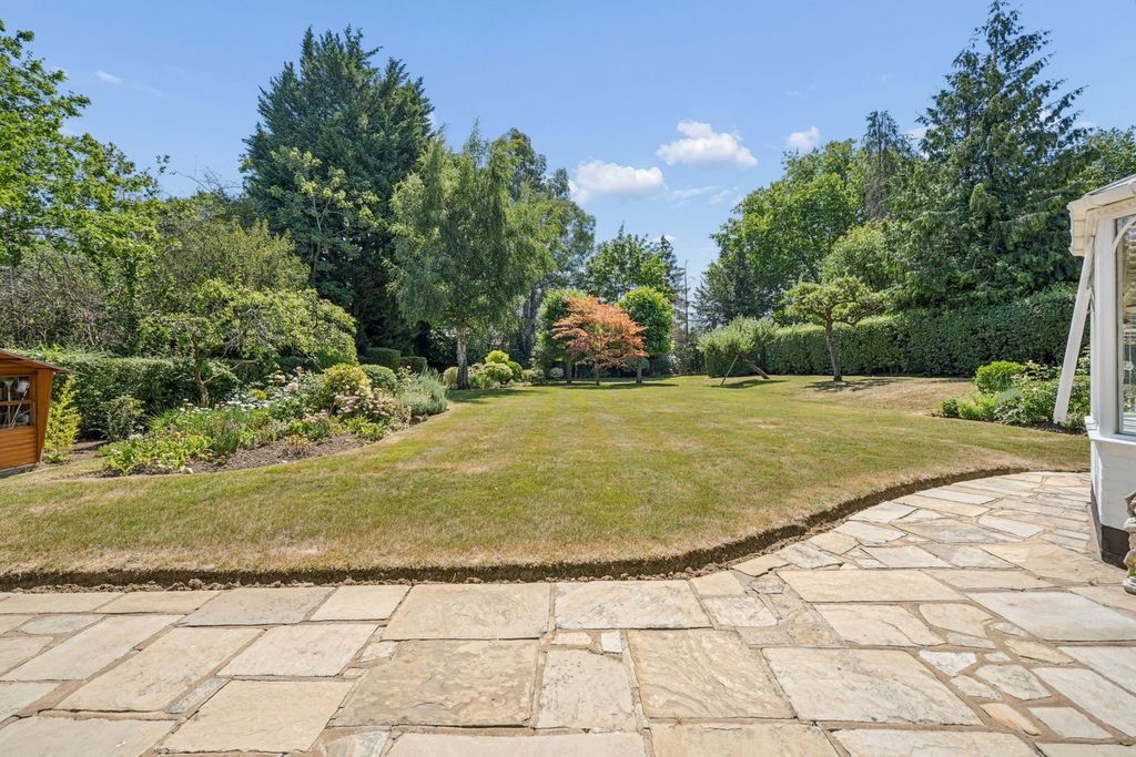 Property photo 2 of 23
