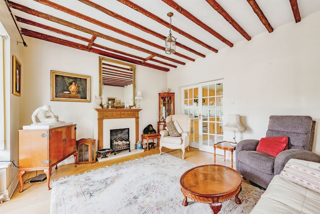 Property photo 2 of 14
