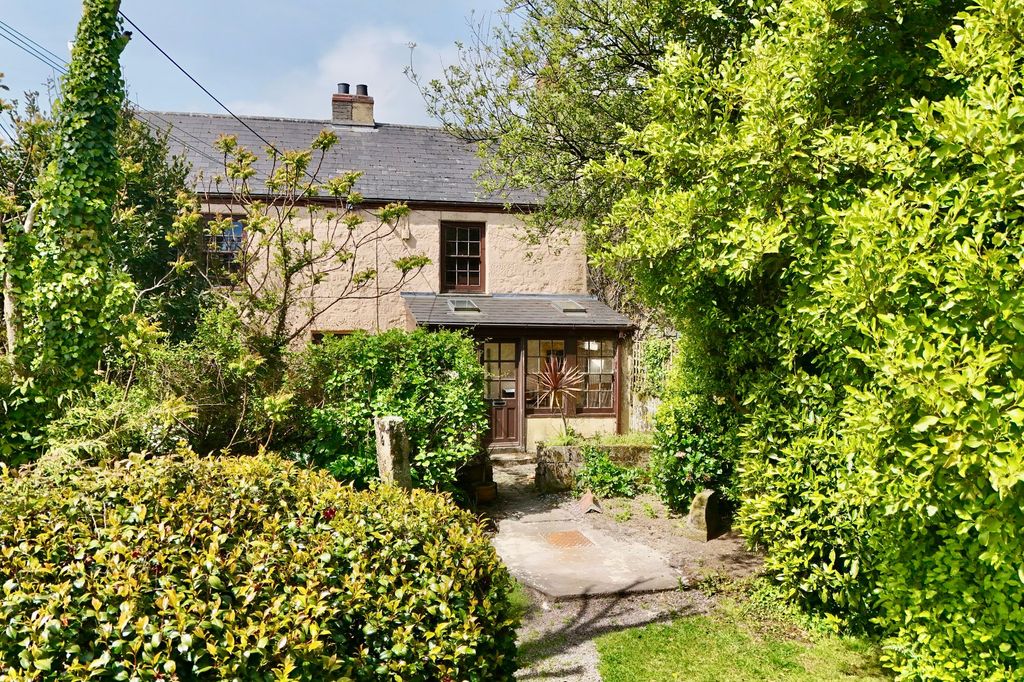 Property photo 1 of 20