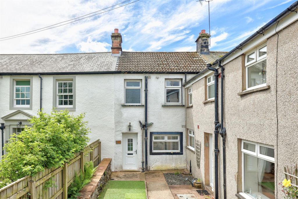 Property photo 1 of 19 2 Old Keld Head