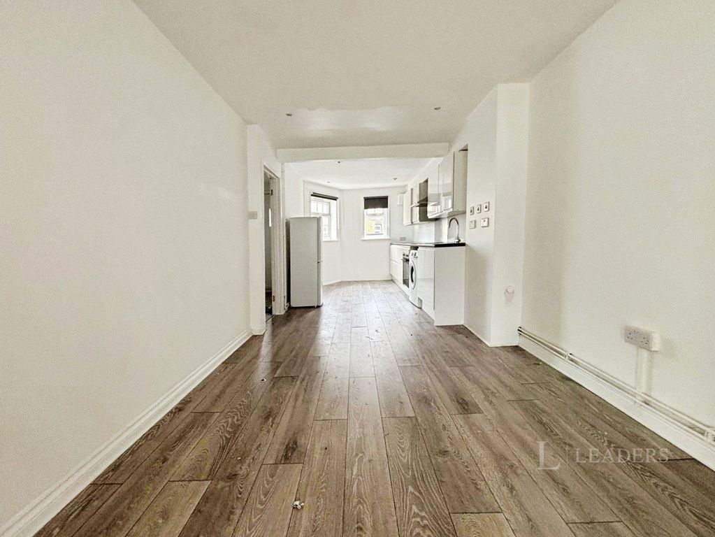 Property photo 2 of 14 2